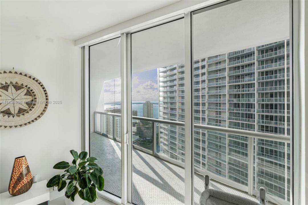 475 Brickell Ave 3111, Miami, Floride 33131, États-Unis