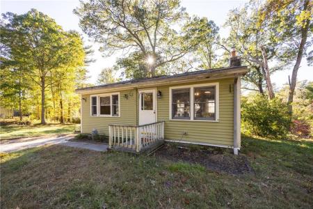 106 Echo Road, Glocester, Rhode Island 02814, HOA KỲ