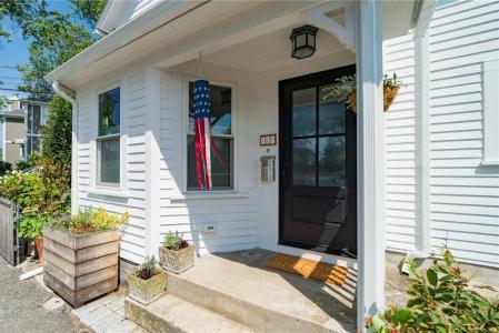 129 Cedar Avenue, East Providence, Rhode Island 02915, Stati Uniti