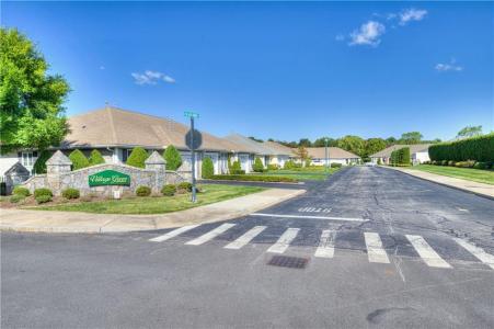 1901 Village Green Circle, Coventry, Род Айленд 02816, Соединенные Штаты