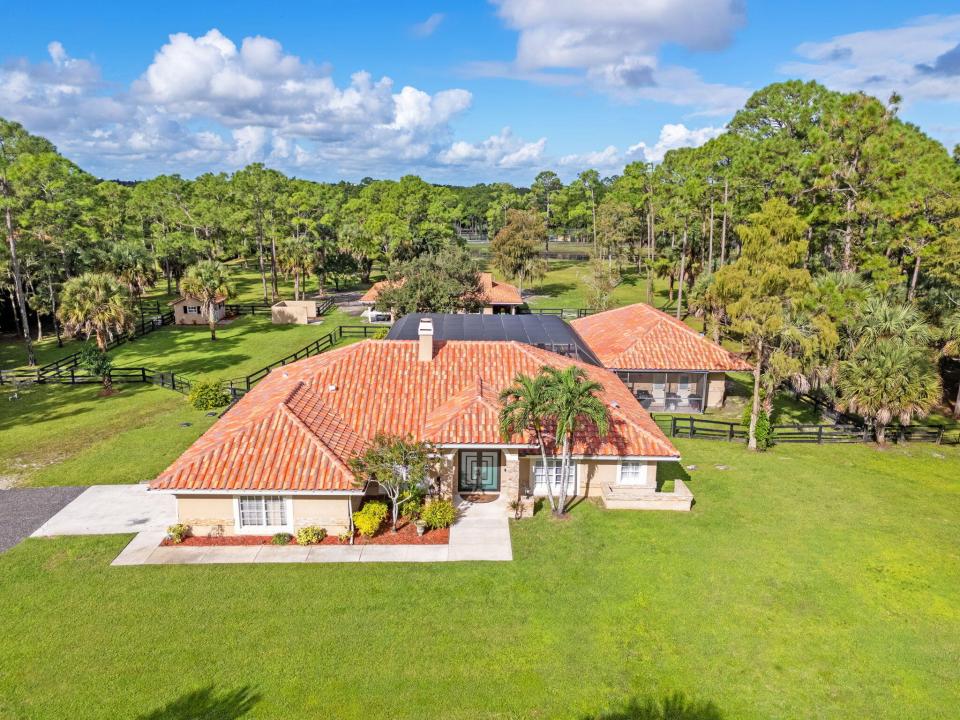2559 Palm Deer Drive, DEER RUN, Loxahatchee, Florida 33470, USA