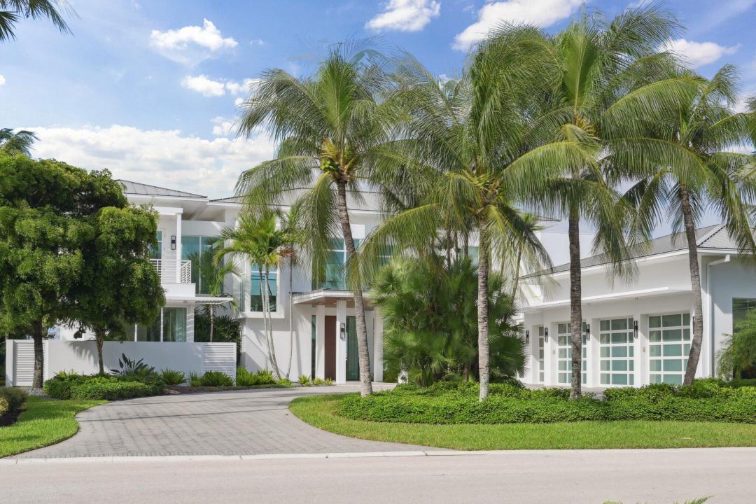 6900 SE Harbor Circle, Stuart, Florida 34996