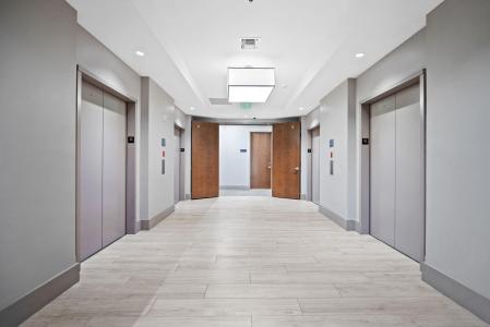 175 SW 7th Street 1600, Miami, Florida 33130, Stati Uniti