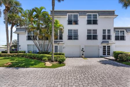 1194 Hillsboro Mile 31, Hillsboro Beach, Florida 33062