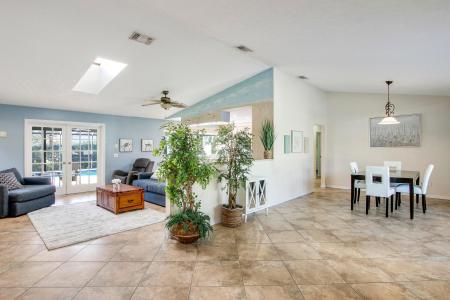 8148 SE Coconut Street, Hobe Sound, Florida 33455