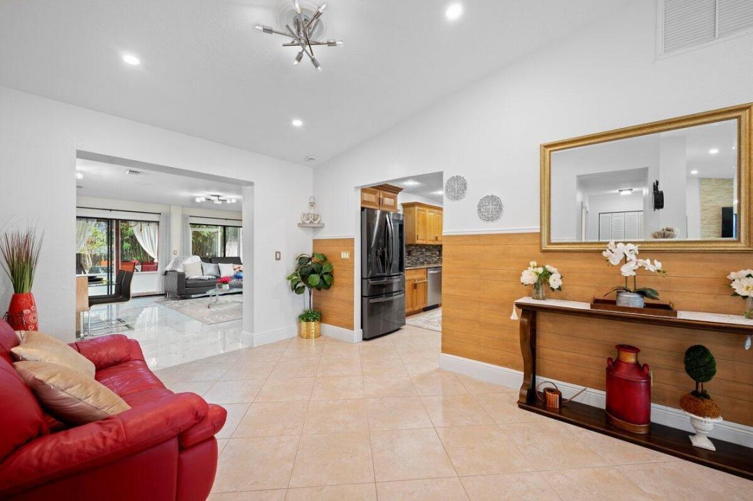 1992 SW Brisbane Street, Port Saint Lucie, Floride 34984, États-Unis