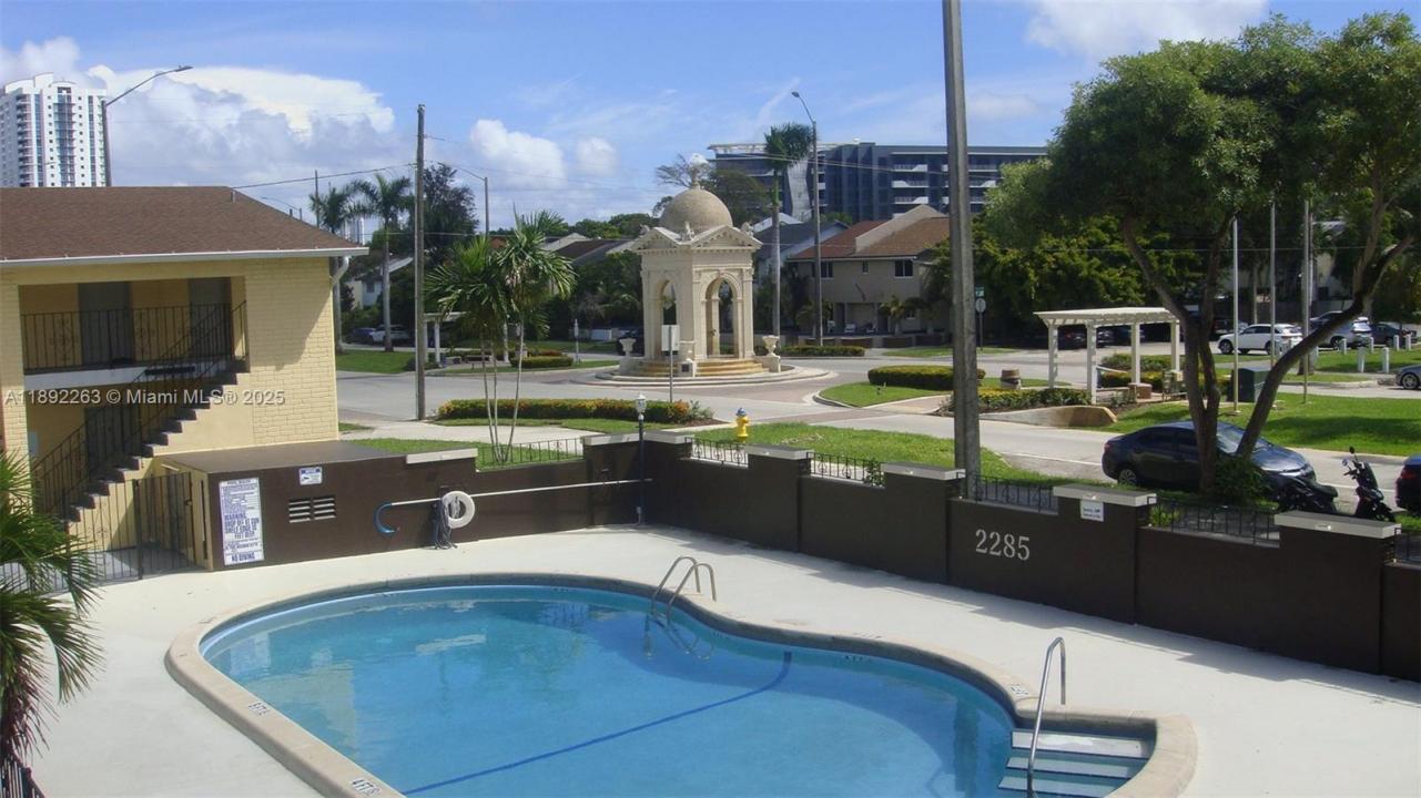 2285 NE 172nd St, North Miami Beach, Florida 33160