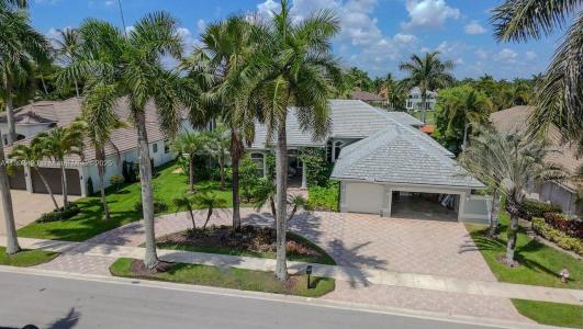 2493 Poinciana Dr, Weston, Florida 33327