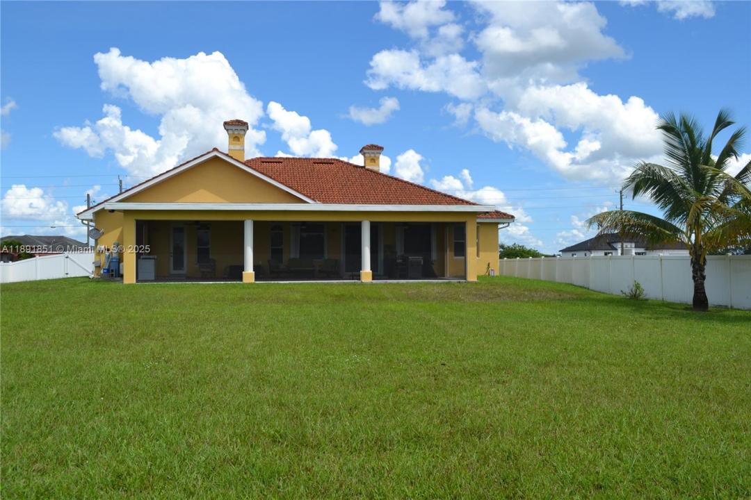 1509 Moore Ave, Lehigh Acres, Florida 33972