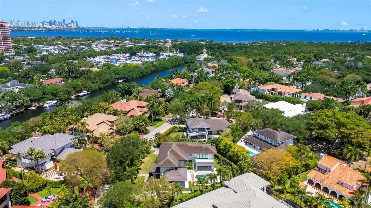 7015 Mira Flores Ave, Coral Gables, Flórida 33143, Estados Unidos