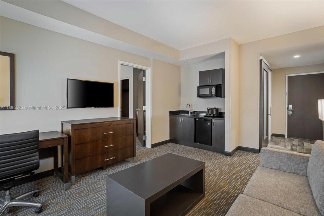 3755 NW 78th Ave, Doral, Florida 33166