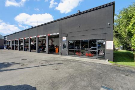 Established Service & Repair Car Shop, Sweetwater, Florida .