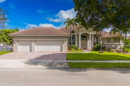 14032 NW 15th Dr, Pembroke Pines, Florida 33028