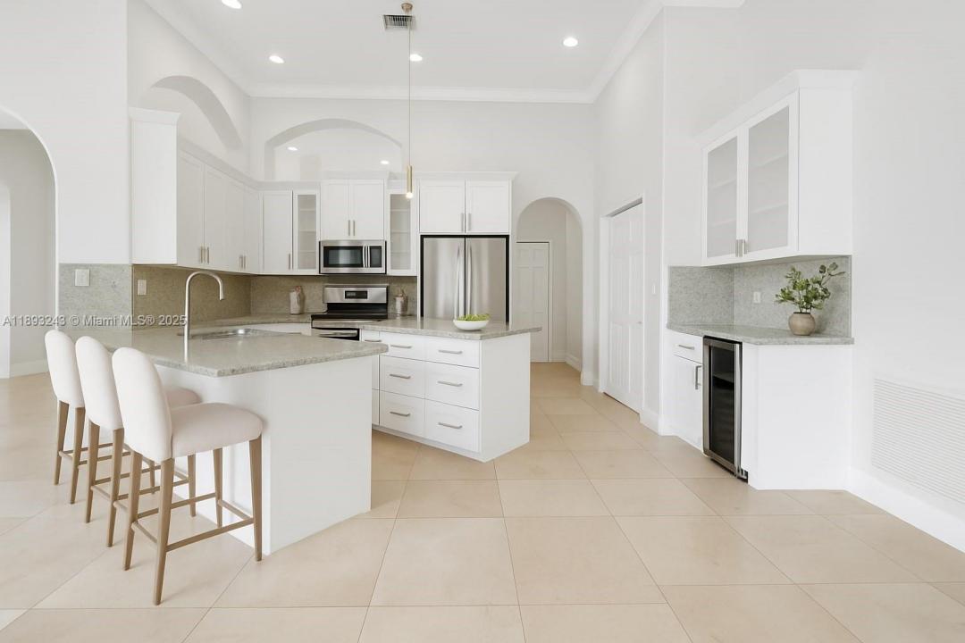 14032 NW 15th Dr, Pembroke Pines, Florida 33028