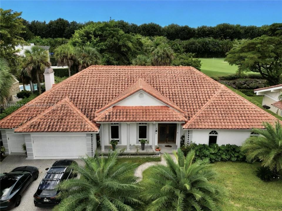 4934 NW 94th Doral Pl, Doral, Florida 33178