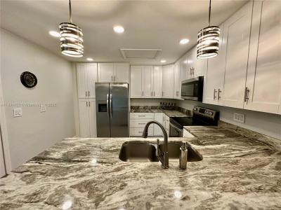 6300 Royal Woods Drive, Fort Myers, Florida 33908, USA