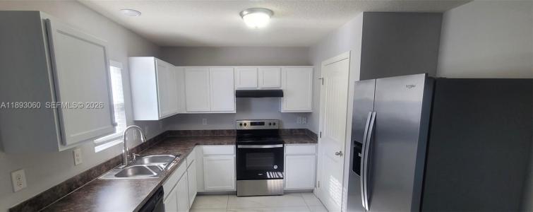 1977 SE Floresta Dr, Port St. Lucie, Florida 34983, USA