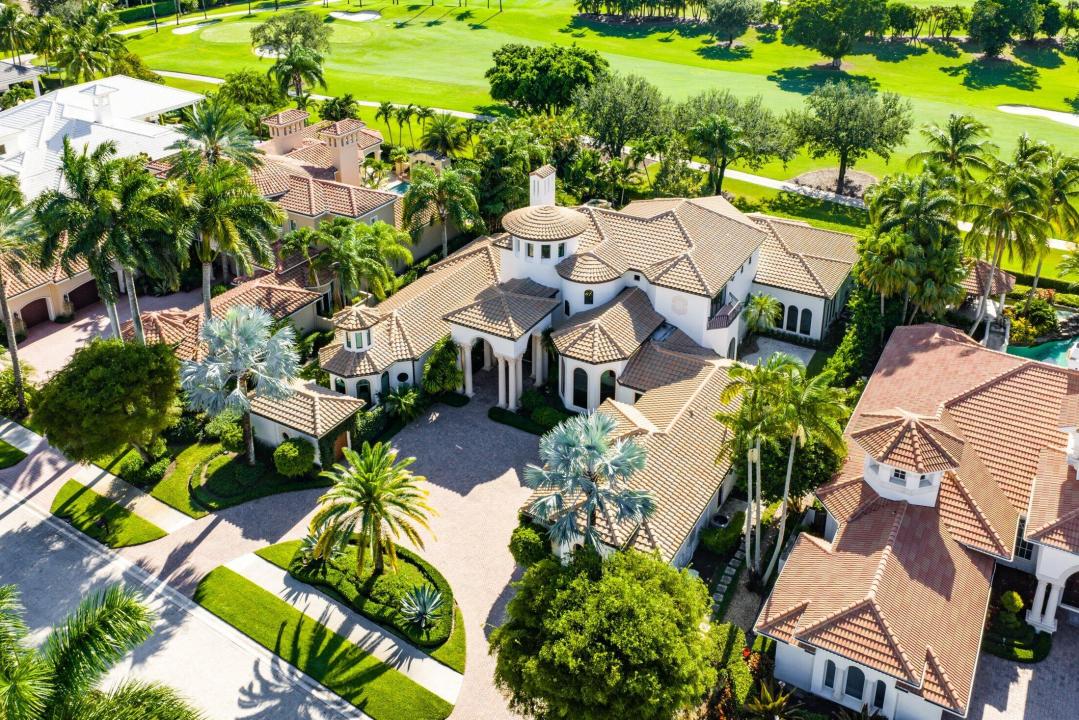 207 Grand Pointe Drive, Palm Beach Gardens, Florida 33418