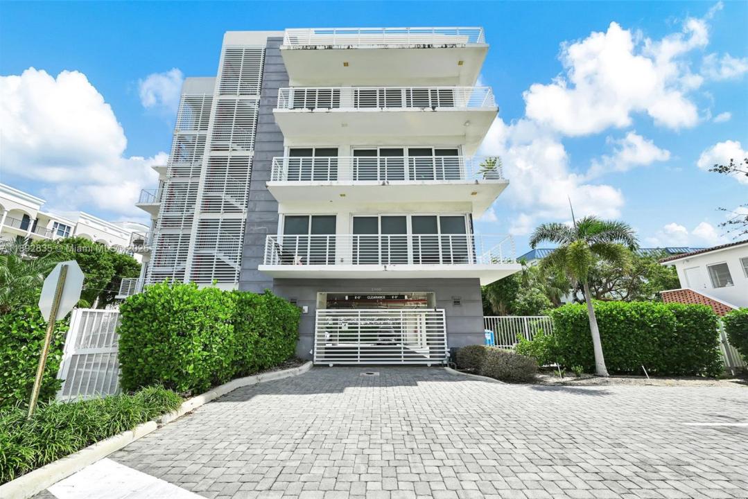 1900 SE 2nd St 301, Deerfield Beach, Floryda 33441, USA