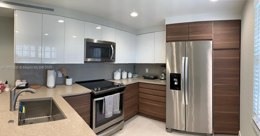 3507 Oaks Way 802, Pompano Beach, Flórida 33069, Estados Unidos
