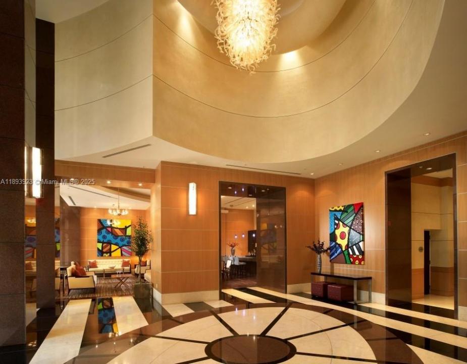 253 NE 2nd St 3903, Miami, フロリダ 33132, アメリカ合衆国