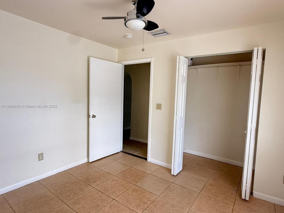 4926 Vincennes 5, Cape Coral, Floride 33904, États-Unis