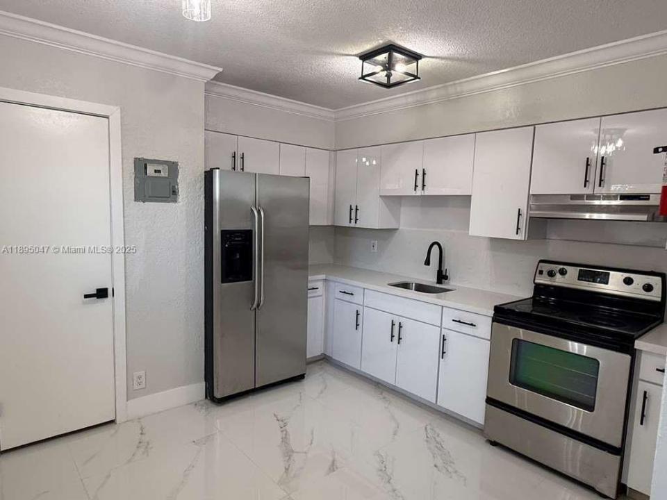 3128 SW 12th Place 4, Fort Lauderdale, Floride 33312, États-Unis