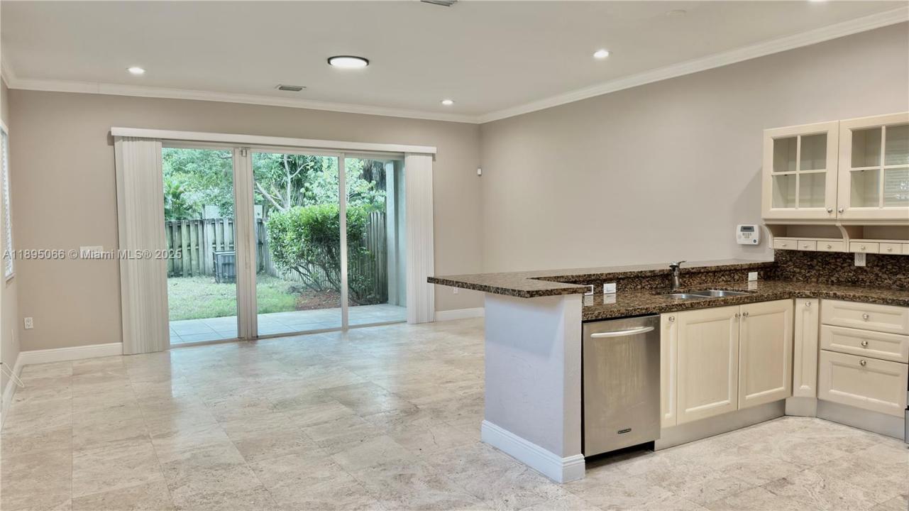 210 SW 9th St 210, Fort Lauderdale, Florida 33315, HOA KỲ