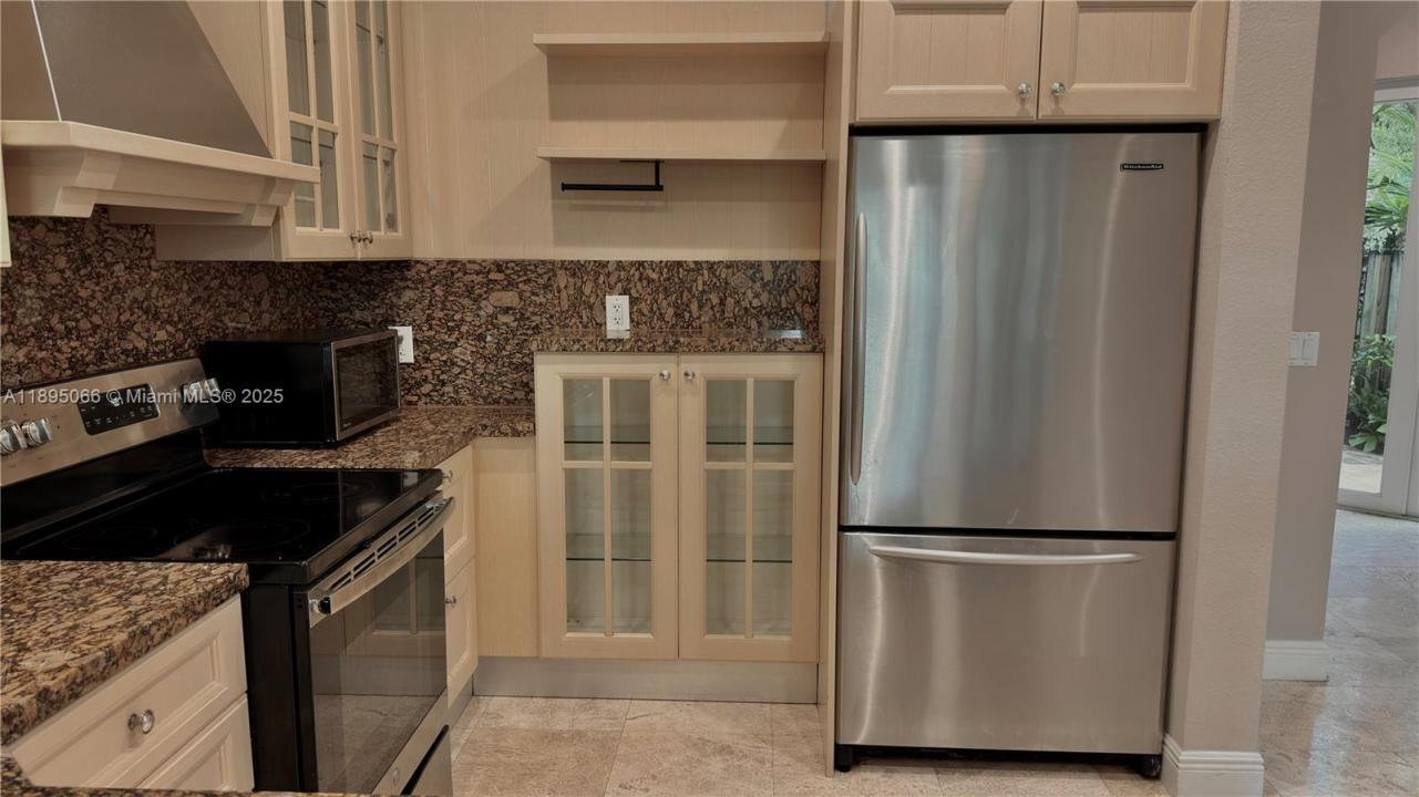 210 SW 9th St 210, Fort Lauderdale, Florida 33315, HOA KỲ