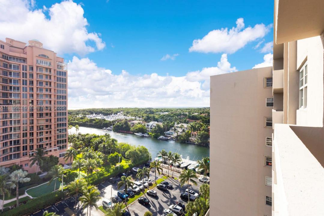90 Edgewater Dr 1218, Coral Gables, Floryda 33133, USA
