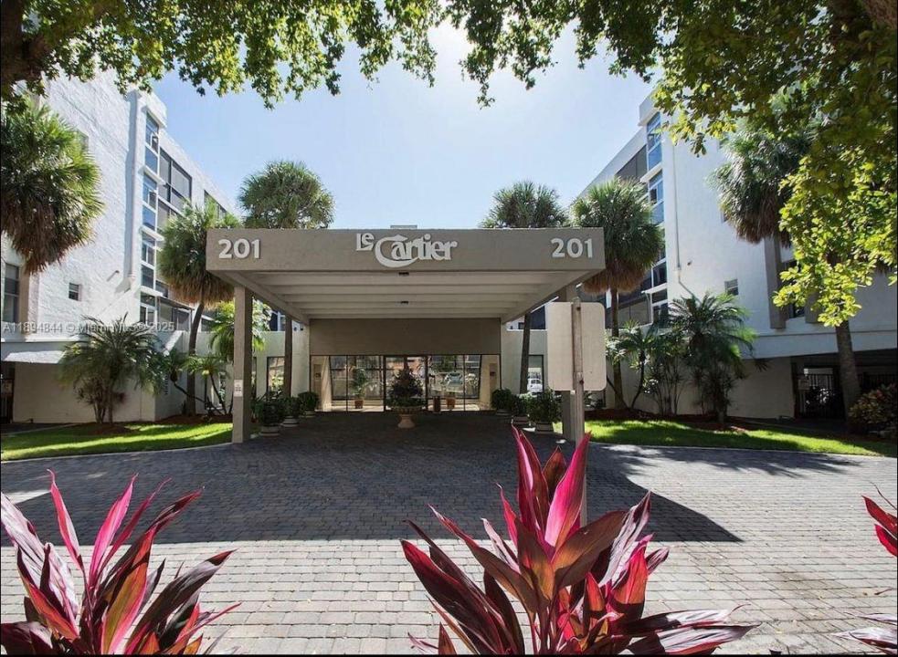 201 178th Dr 332, Sunny Isles Beach, Floride 33160, États-Unis
