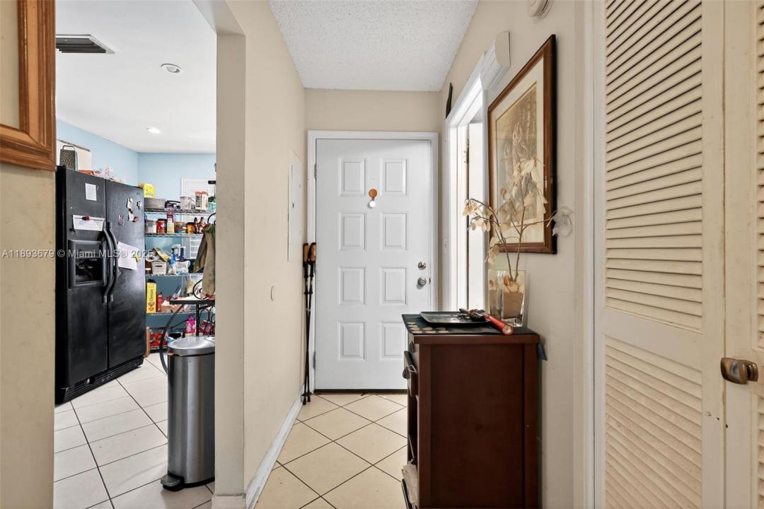 7701 W BAYMEADOWS CIR 1093, Jacksonville, Floride 32256, États-Unis