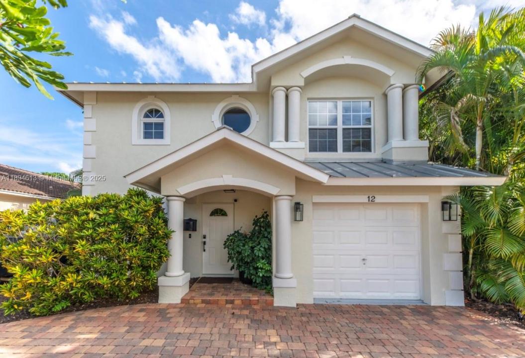 12 NE 26th St, Wilton Manors, 佛罗里达州 33305, 美国