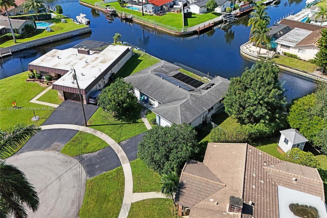 6091 SW 14th St, Plantation, Florida 33317