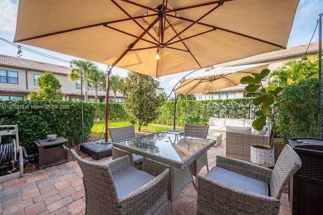 8251 Cinch Way, Lake Worth, Florida 33467