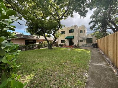 1534 Monroe St FLOOR 2, Hollywood, Florida 33020, USA