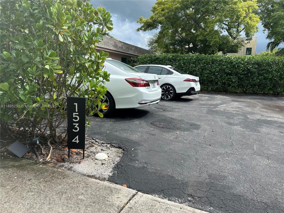 1534 Monroe St FLOOR 2, Hollywood, Florida 33020