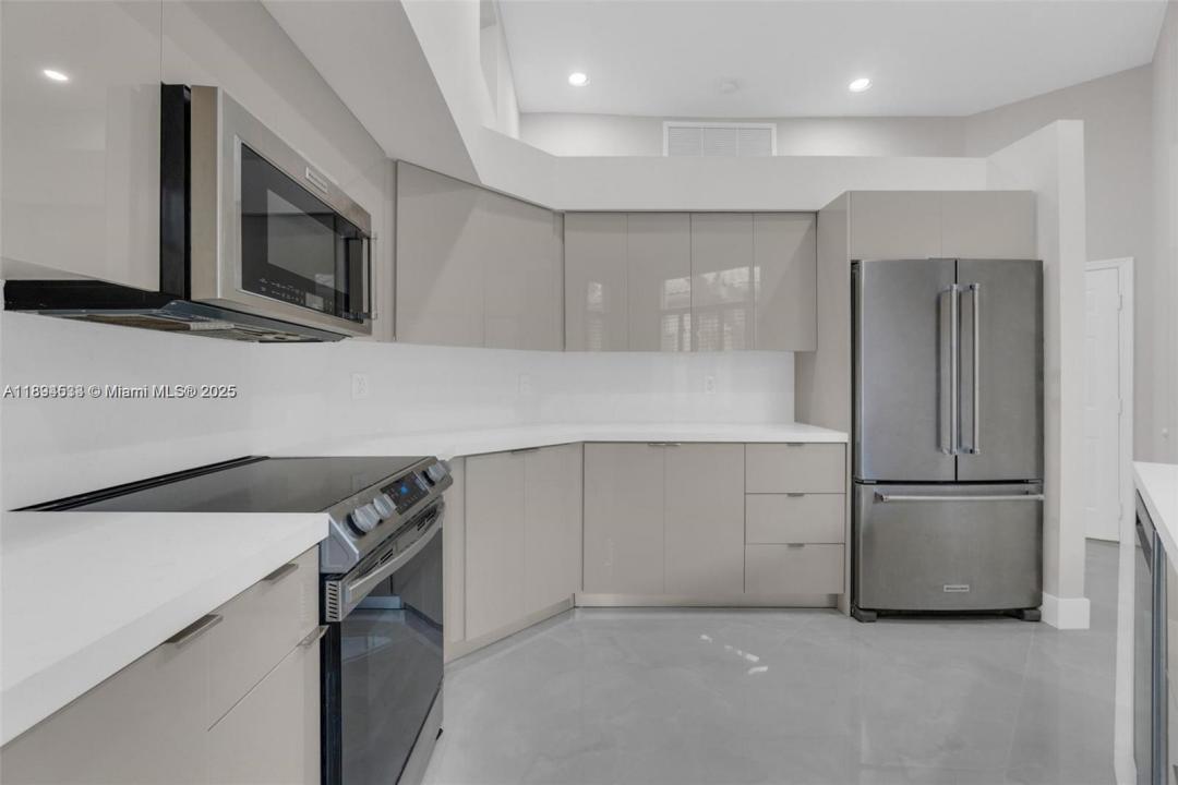 2553 Bay Pointe Dr, Weston, Florida 33327, Stati Uniti