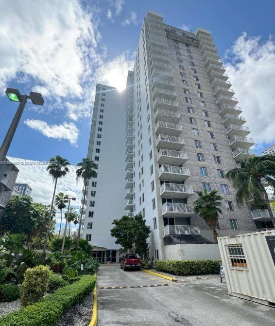 850 N Miami 810, Miami, Florida 33136