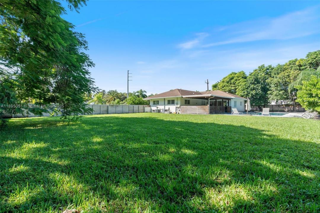 8121 SW 97th Ter, Miami, Florida 33156, Estados Unidos