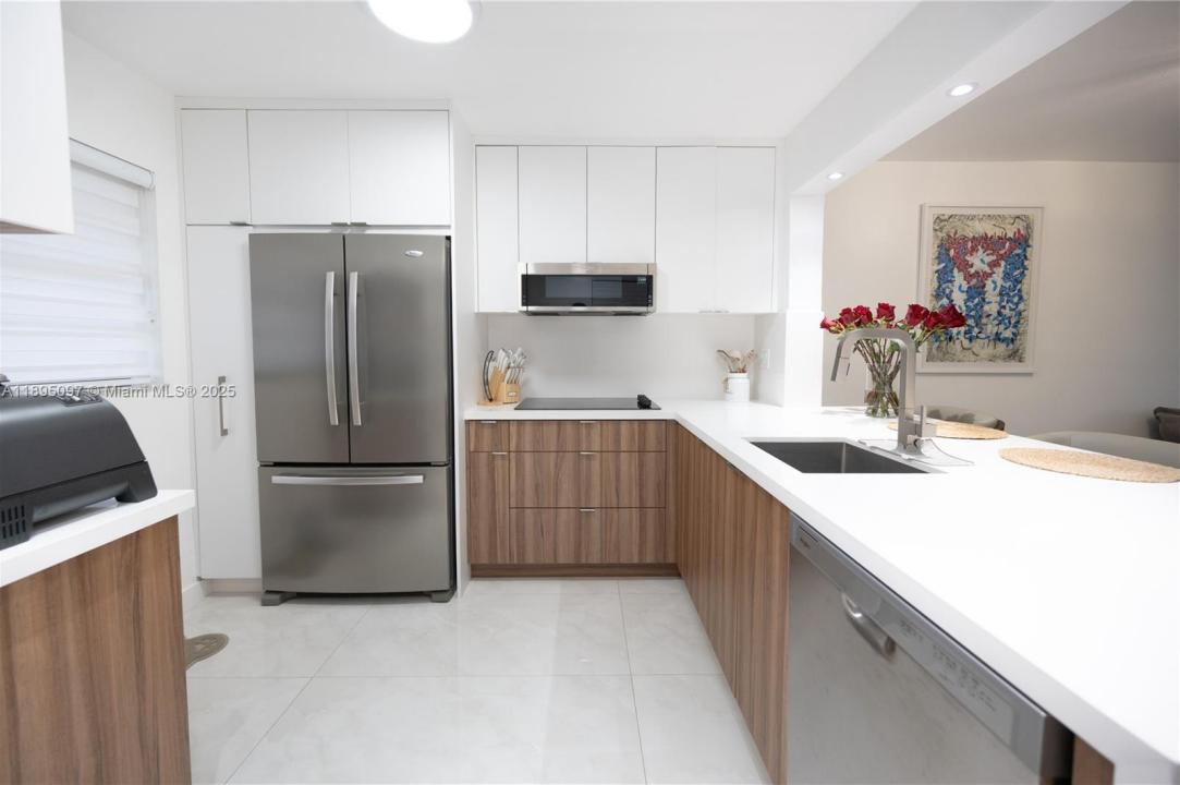 10875 SW 112th Ave 204, Miami, Florida 33176, Amerika Birleşik Devletleri
