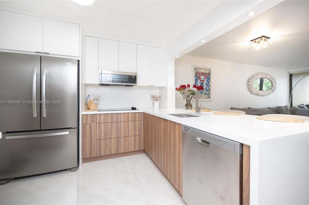 10875 SW 112th Ave 204, Miami, Florida 33176, Amerika Birleşik Devletleri