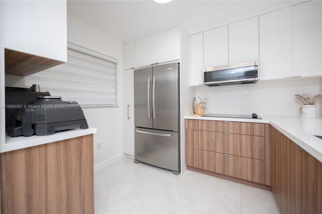 10875 SW 112th Ave 204, Miami, Florida 33176, Amerika Birleşik Devletleri