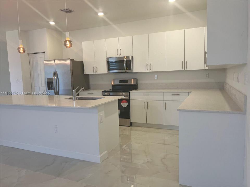 16960 SW 288th Ter 16960, Homestead, Флорида 33030, Соединенные Штаты