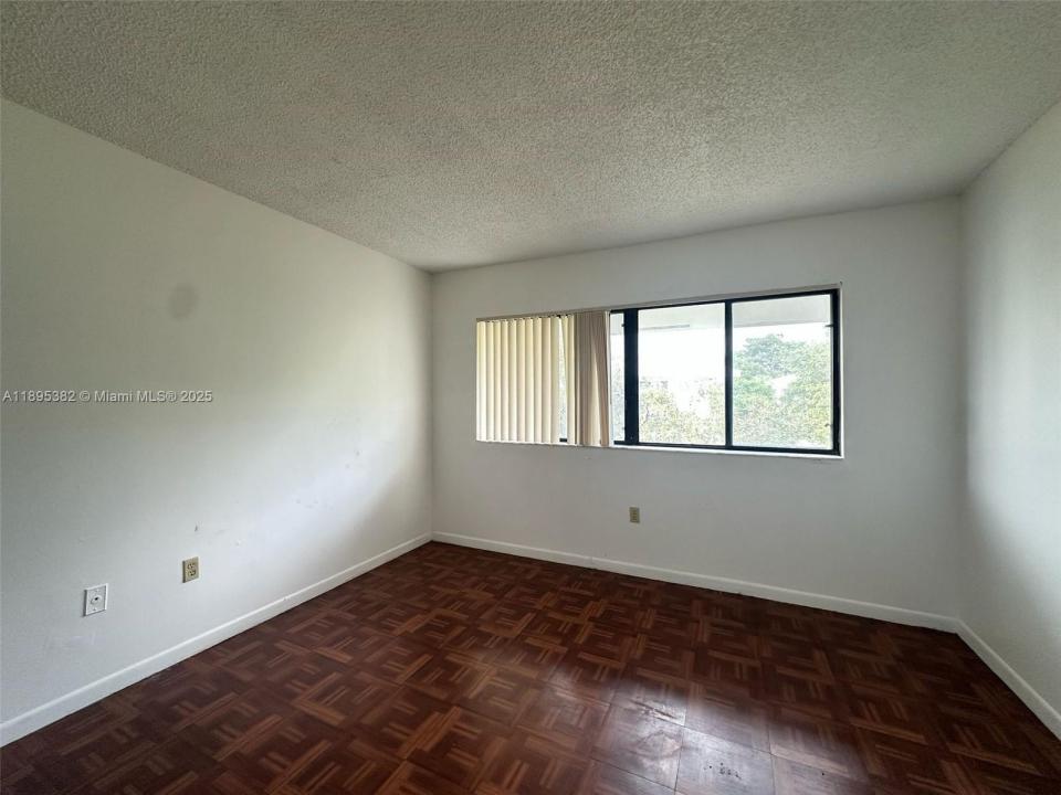 2550 SW 18th Ter 2305, Fort Lauderdale, Florida 33315