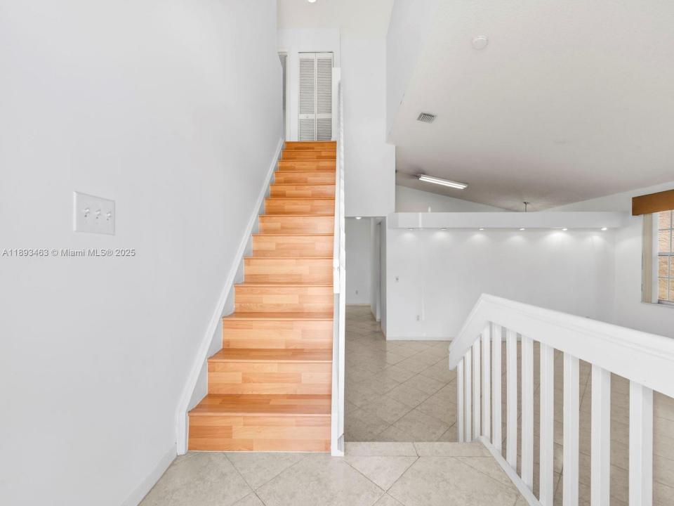15181 NW 6th Ct, Pembroke Pines, Floride 33028, États-Unis