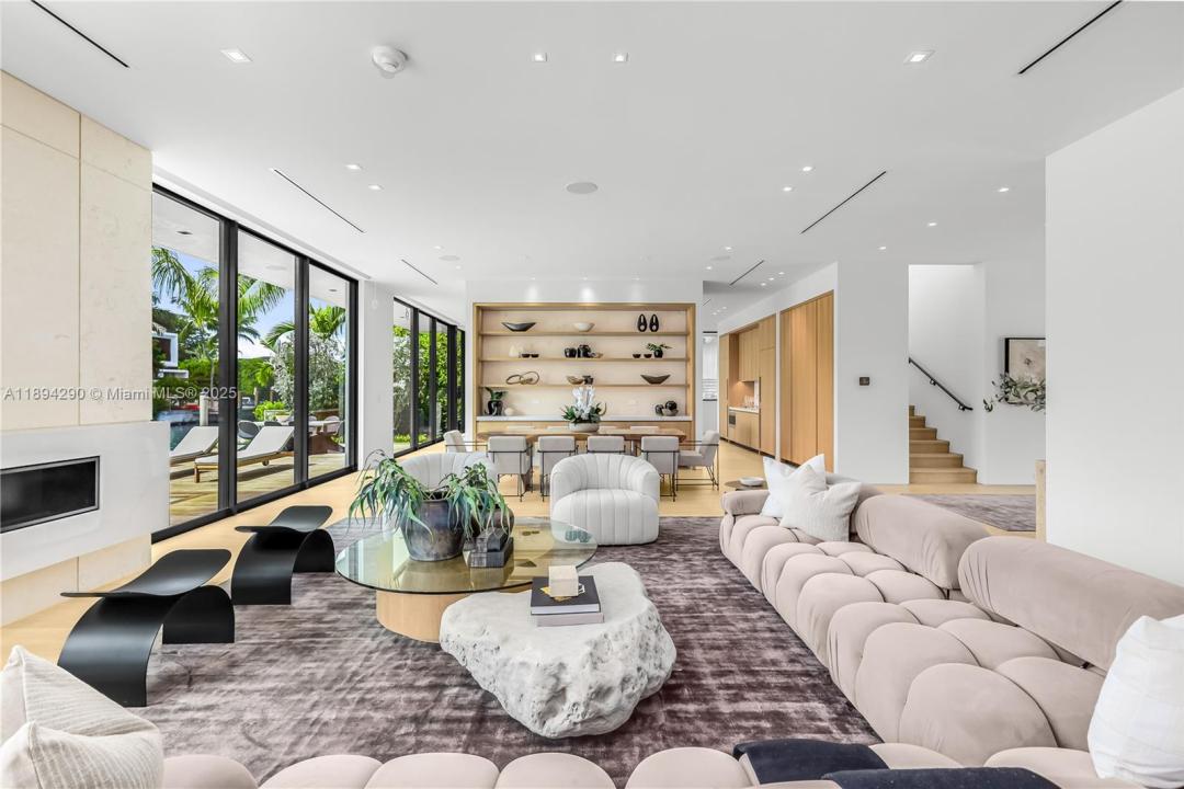 2288 Sunset Dr, Miami Beach, Florida 33140, HOA KỲ