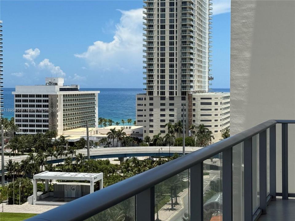 300 Sunny Isles Blvd 4-1101, Sunny Isles Beach, Florida 33160, Stati Uniti