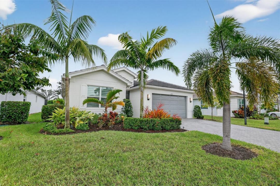 12019 SW Seahorse Springs Ter, Port St. Lucie, Florida 34987
