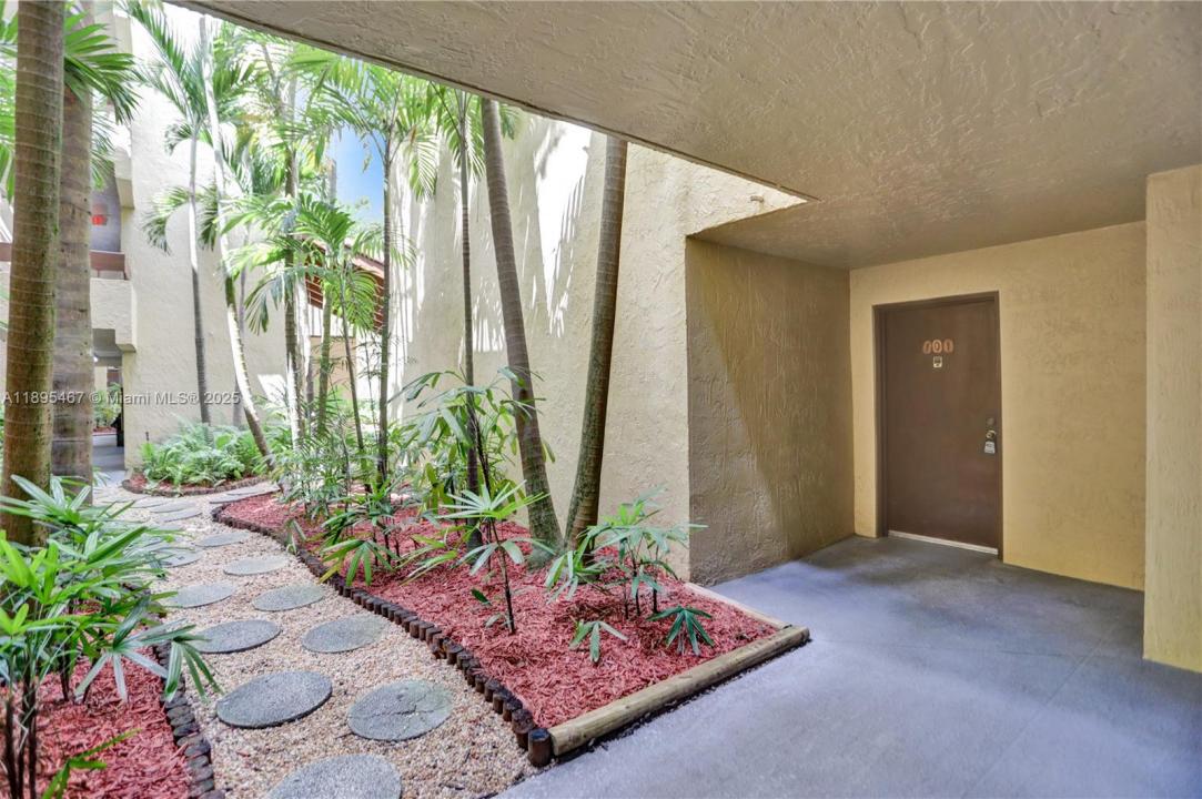 9285 SW 125th Ave U-101, Miami, Florida 33186, Estados Unidos